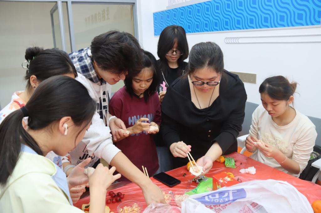 EE1789C83323A9A4245866CB69B_DECD214F_14AE2