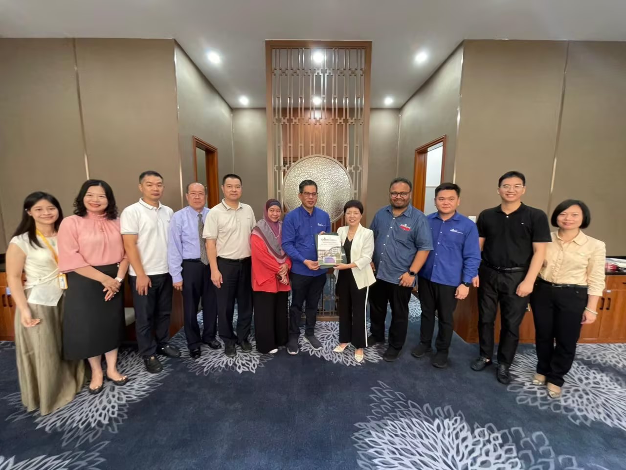 DE8ADF1BBD800F858B1BE227D25_DA0AB032_3131C