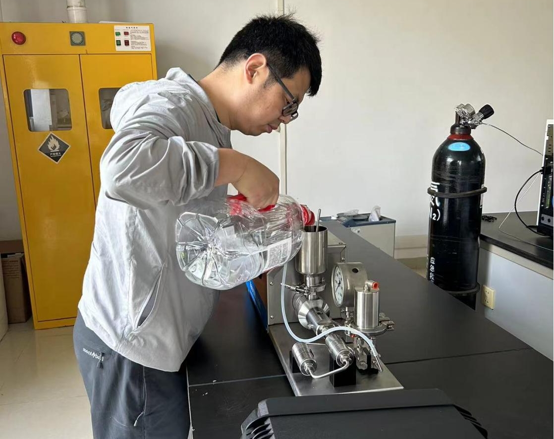 E2F8DA677F16F28FF477EEE2494_AD6D534D_68EDB E2F8DA677F16F28FF477EEE2494_AD6D534D_68EDB