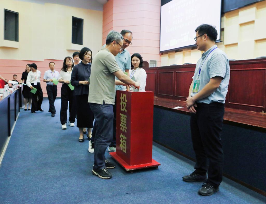 7720E9B85650598EEF0E752905C_35452D12_17216