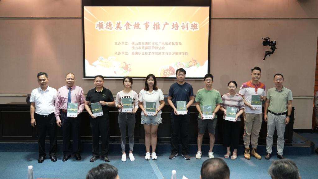 C8BB2CB63623FA1B9E1E6D5DAF4_33272C91_114CC