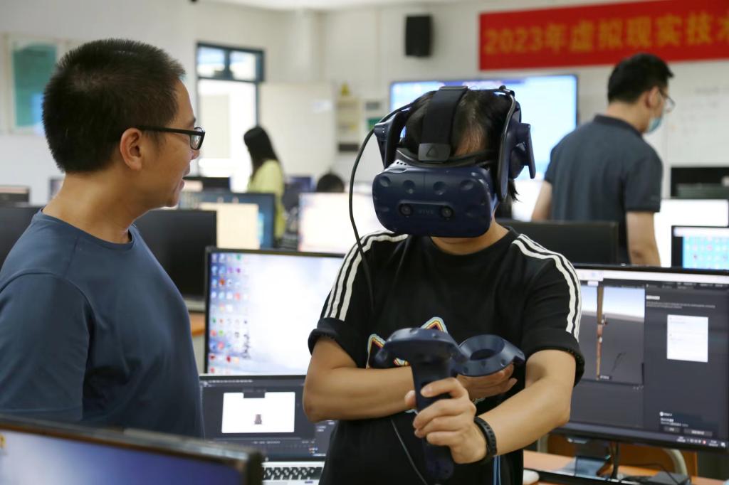 EDF827ECBAE848E04596BF50013_42295A9C_10870