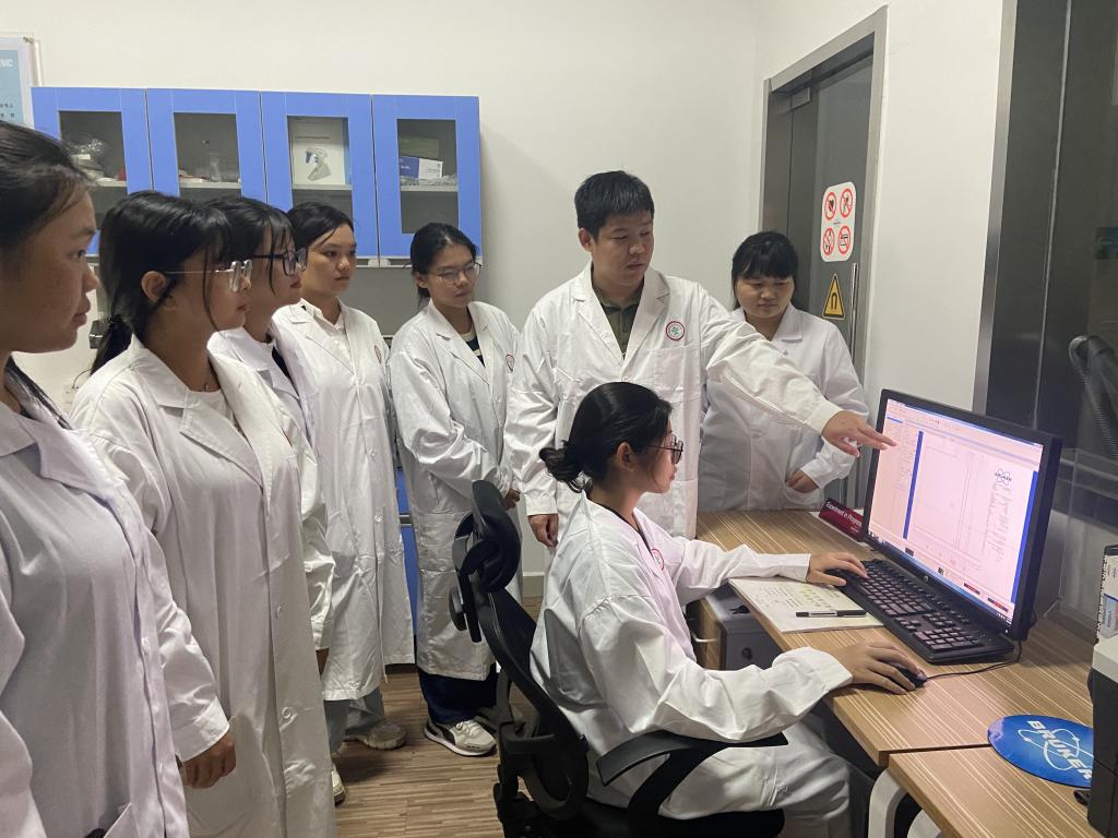 BF60FAF2828E9A050EFE0D391D0_EB780450_1B126 BF60FAF2828E9A050EFE0D391D0_EB780450_1B126