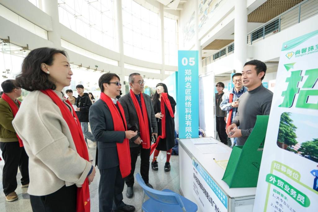 7CCB1694F0F8E64F7F16A27BAA2_5D2BED50_17AB3