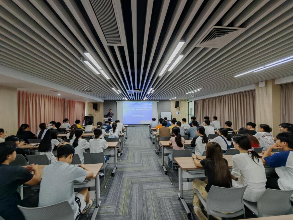 29659710290BD6B544E50F4DFD1_F7F0957C_205FE