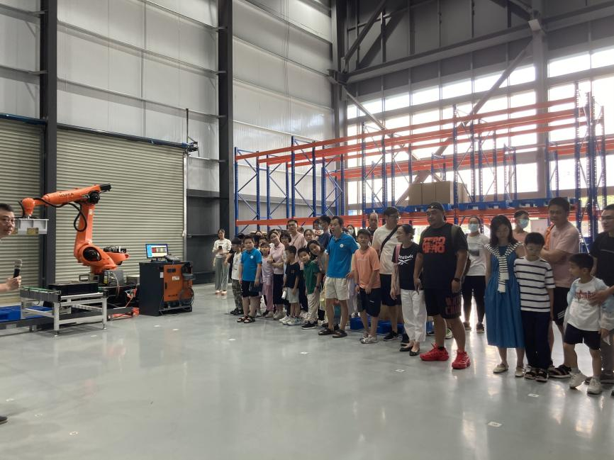 E0CA073BFEC728401BD2AA463F5_B65D6A30_A2312