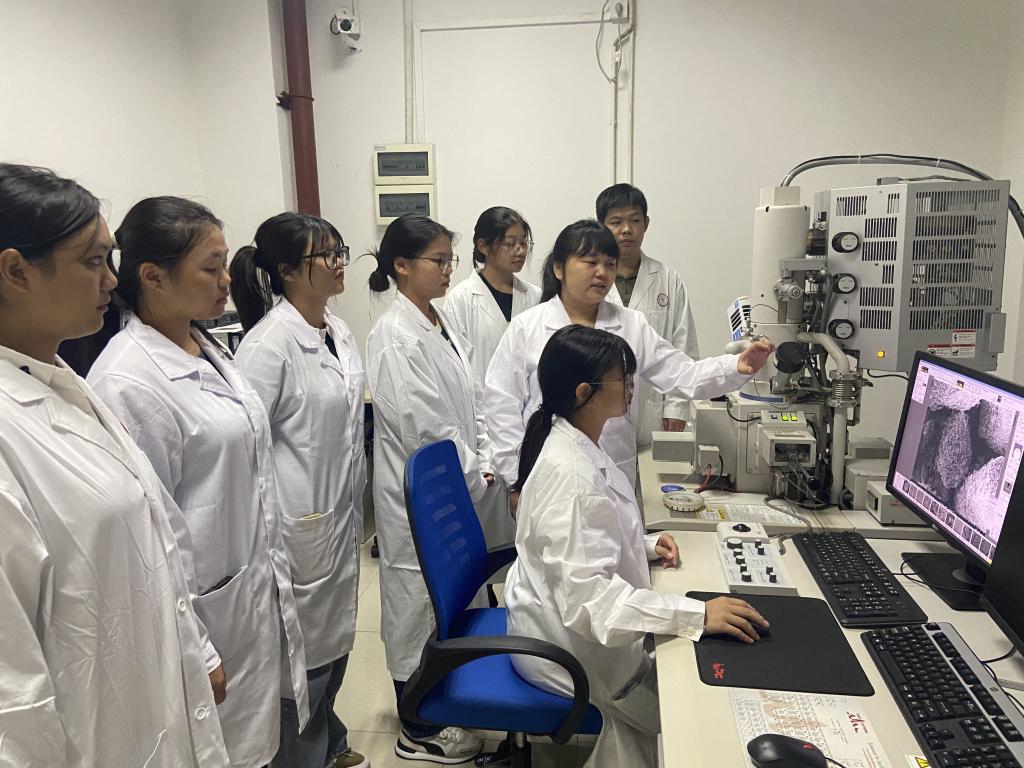 8568865FE2B29024B737C2600EE_BB871220_1D9A5 8568865FE2B29024B737C2600EE_BB871220_1D9A5