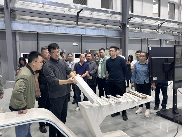 3E41ACB43EE759F2730E672E6D6_CF659108_64C27